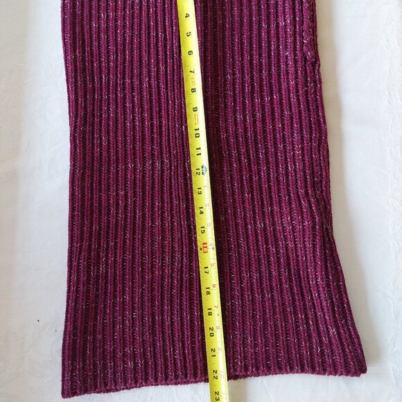 Roots Magenta Ribbed Knit Infinity Scarf Cowl Neck Scarf - NEW - Picture 6 of 6